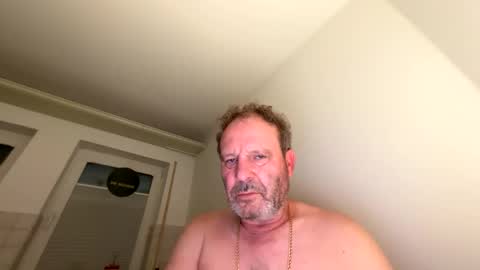 Snapshot of dachdecker7269 chatting on February 2026 03:32:02 AM dachdecker7269 online show from February 2026 03:32:02 AM