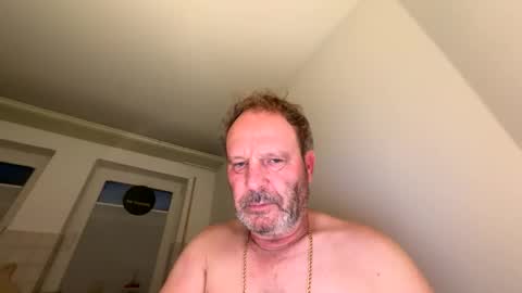 Snapshot of dachdecker7269 chatting on February 2026 06:17:01 AM dachdecker7269 online show from February 2026 06:17:01 AM