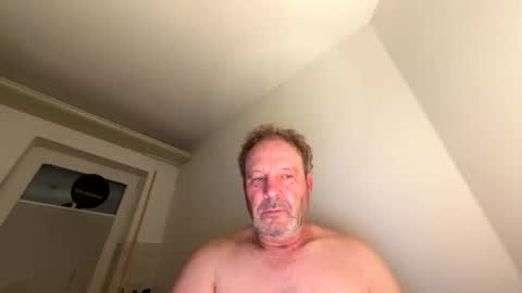 Snapshot of dachdecker7269 chatting on February 2026 05:03:02 AM dachdecker7269 online show from February 2026 05:03:02 AM