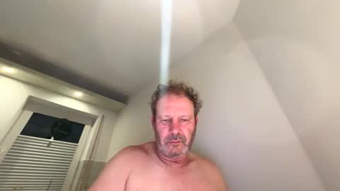 Snapshot of dachdecker7269 chatting on February 2026 05:06:02 AM dachdecker7269 online show from February 2026 05:06:02 AM