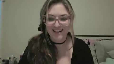 daddies_princesss online show from January 2026 09:09:01 PM