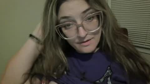 Snapshot of daddies_princesss chatting on July 2026 03:04:01 AM daddies_princesss online show from July 2026 03:04:01 AM