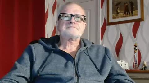 Snapshot of daddiescockforyou chatting on December 2024 09:12:01 PM Brian ... online show from December 2024 09:12:01 PM