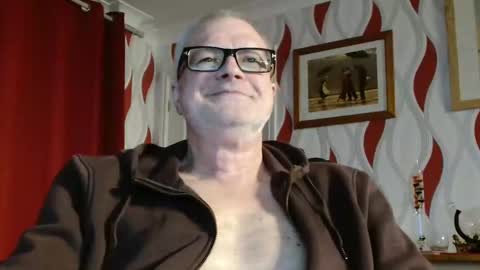 Snapshot of daddiescockforyou chatting on March 2025 09:09:02 PM Brian ... online show from March 2025 09:09:02 PM
