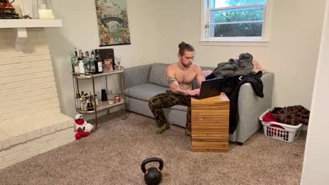 Snapshot of daddydaydrinkz chatting on December 2024 09:13:02 PM DaddydayDrinkz online show from December 2024 09:13:02 PM