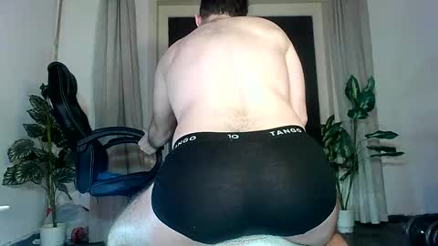 Greekboy28 online show from March 2025 02:26:02 AM