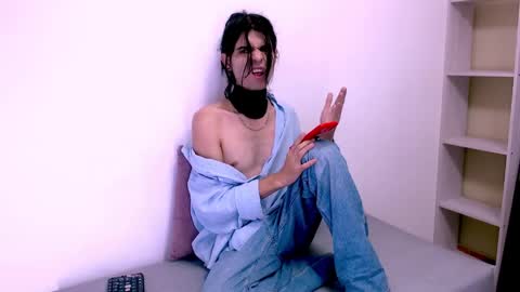 tayler online show from March 2025 11:05:01 AM