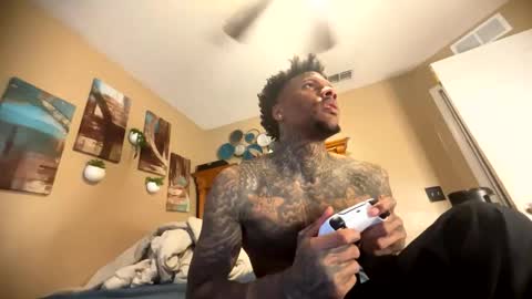 Snapshot of daddyjanimal chatting on April 2026 02:00:02 PM sexy tatted king bbc online show from April 2026 02:00:02 PM