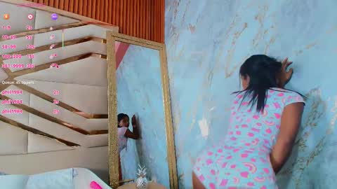 Anny  online show from February 2025 10:51:01 PM