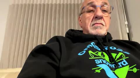 daddyweis online show from January 2026 03:21:02 AM