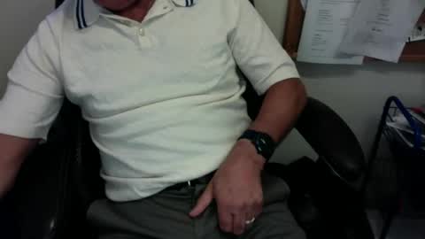 Snapshot of dadooronron69 chatting on July 2026 05:26:02 PM dadooronron69 online show from July 2026 05:26:02 PM