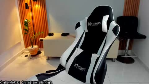 Snapshot of dafboy_ chatting on February 2025 03:41:02 PM Allan Daf online show from February 2025 03:41:02 PM