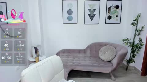 Dafne online show from November 2025 07:14:01 PM