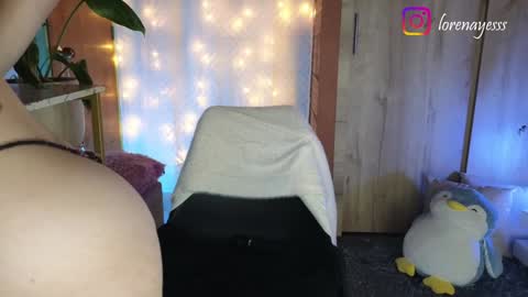 LORENA  online show from January 2025 12:40:01 PM