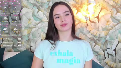 Snapshot of dafnevega chatting on February 2025 01:53:02 AM Dafne  online show from February 2025 01:53:02 AM