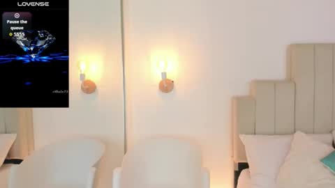 Dafne  online show from October 2025 12:51:01 PM