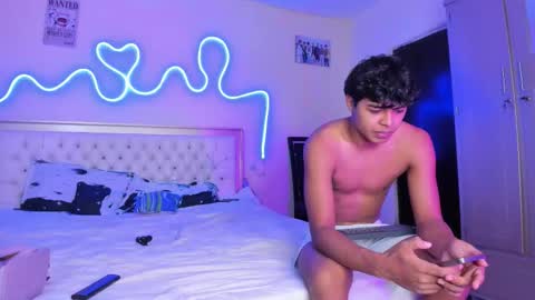 dafnezahiraa  online show from December 2025 12:06:01 AM