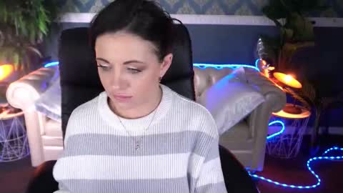 Dafni Mon online show from March 2026 06:47:01 AM