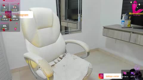 Dahian  online show from December 2025 12:46:02 PM