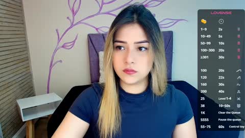 Snapshot of dahliamoore chatting on December 2024 12:25:02 PM Dahlia online show from December 2024 12:25:02 PM