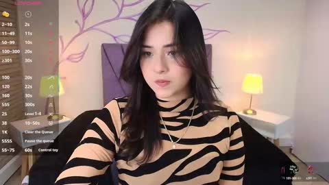 Snapshot of dahliamoore chatting on September 2025 08:22:01 PM Dahlia online show from September 2025 08:22:01 PM