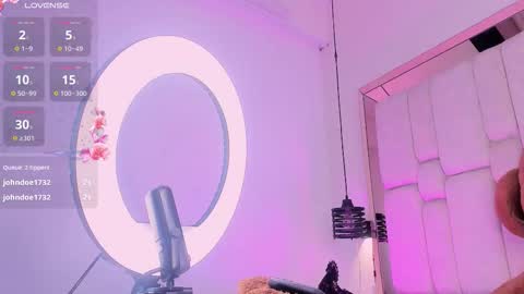 Daia Ortiz  online show from October 2025 07:47:02 PM