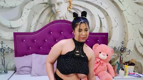 Snapshot of daiana_kimberly chatting on February 2026 06:45:01 AM Daiana Kimberly online show from February 2026 06:45:01 AM