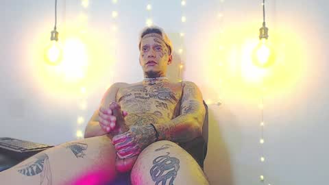 Daimond hope666 online show from January 2025 06:57:01 AM