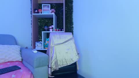 Angel online show from March 2025 12:58:02 PM