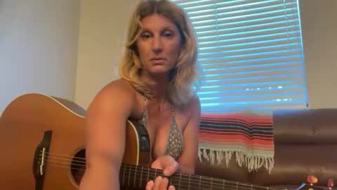 Daisy137 online show from February 2026 08:05:01 PM