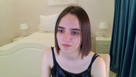 Snapshot of daisy_heart chatting on June 2026 04:15:01 AM Daisy online show from June 2026 04:15:01 AM