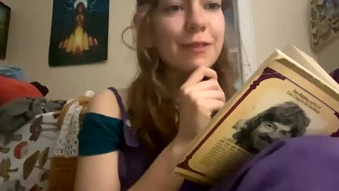 DaisyB3 online show from February 2025 08:26:02 AM