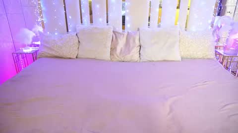 Snapshot of daisydelight_ chatting on February 2025 10:20:02 PM daisydelight_ online show from February 2025 10:20:02 PM