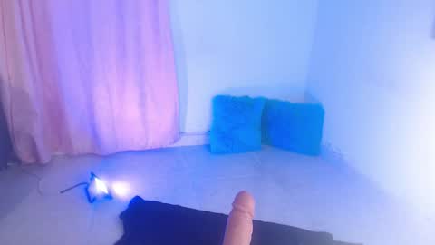 VALENTINA  online show from November 2025 08:49:01 AM