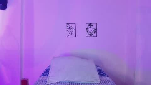 dakostelee1_ online show from February 2026 01:01:02 PM