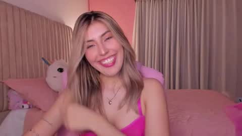 Snapshot of dakota_clark chatting on January 2026 12:37:01 AM Helloo HAPPY NEW YEAR Ill be back soon online show from January 2026 12:37:01 AM