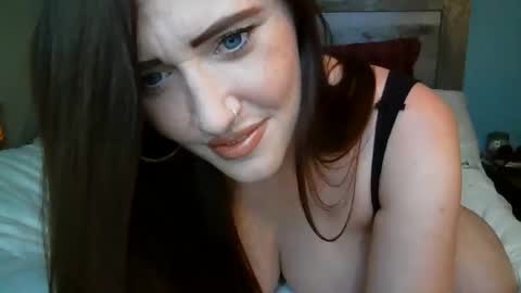 Dakota Lynn online show from April 2026 06:57:01 PM