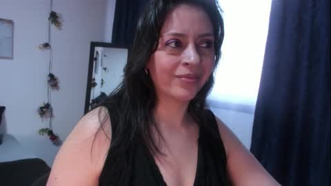 Snapshot of dakotaagray chatting on January 2026 12:43:01 PM Dakotaagray online show from January 2026 12:43:01 PM