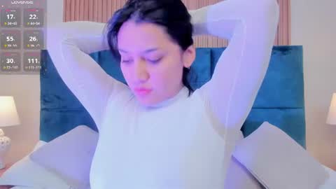 Snapshot of dalia_alissa chatting on June 2026 12:41:02 PM Violeta online show from June 2026 12:41:02 PM