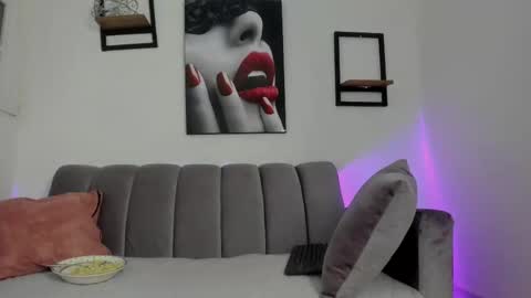 dalia_lux_ online show from September 2025 01:44:02 PM