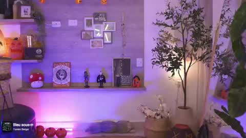 Dalia Morgan online show from October 2025 08:31:02 PM