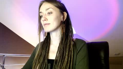 Dalia  online show from December 2024 10:12:02 AM