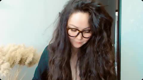 Dali online show from October 2025 05:51:02 AM