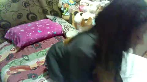 Snapshot of dalila_b chatting on October 2025 04:13:02 AM Dali online show from October 2025 04:13:02 AM