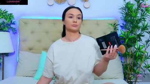 daliyaa_ online show from May 2026 12:11:01 PM