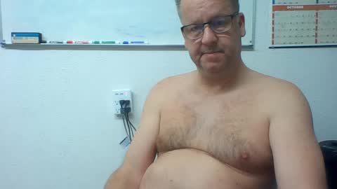 dallastxguy74 online show from December 2024 04:48:02 AM