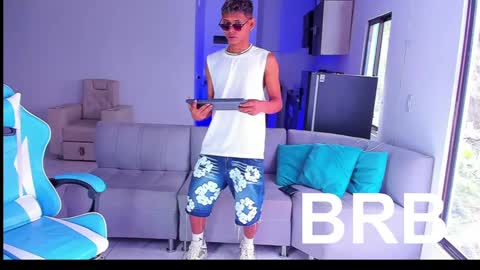 damar_felipe online show from February 2025 05:35:01 AM