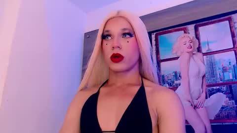         online show from November 2025 05:07:02 AM