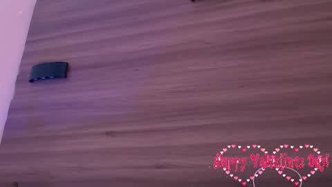         online show from February 2026 07:51:01 AM