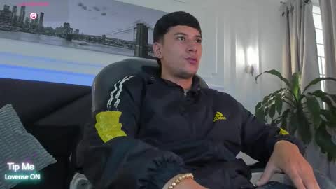 DAMIAN online show from March 2026 12:12:02 PM